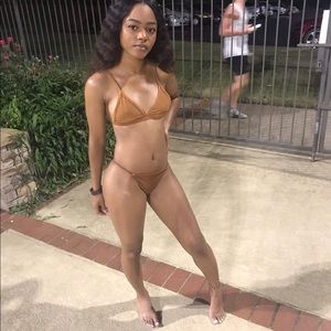 Brown 2-piece bikini